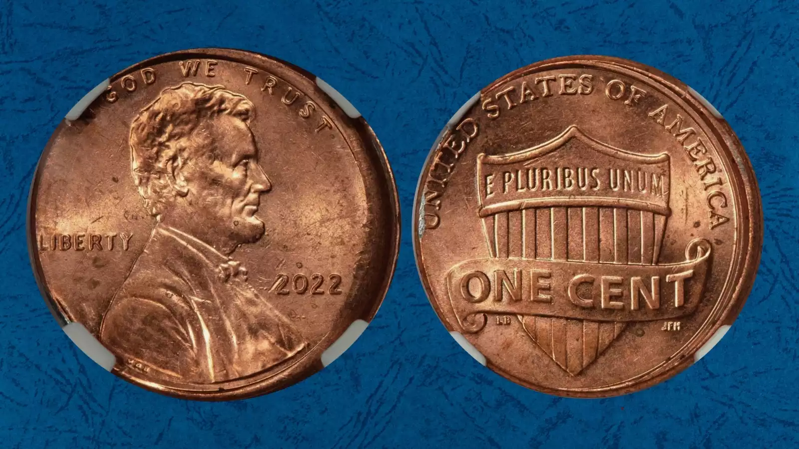2022 penny off-center strike error showing 40-50% misalignment with visible date and crescent-shaped blank area